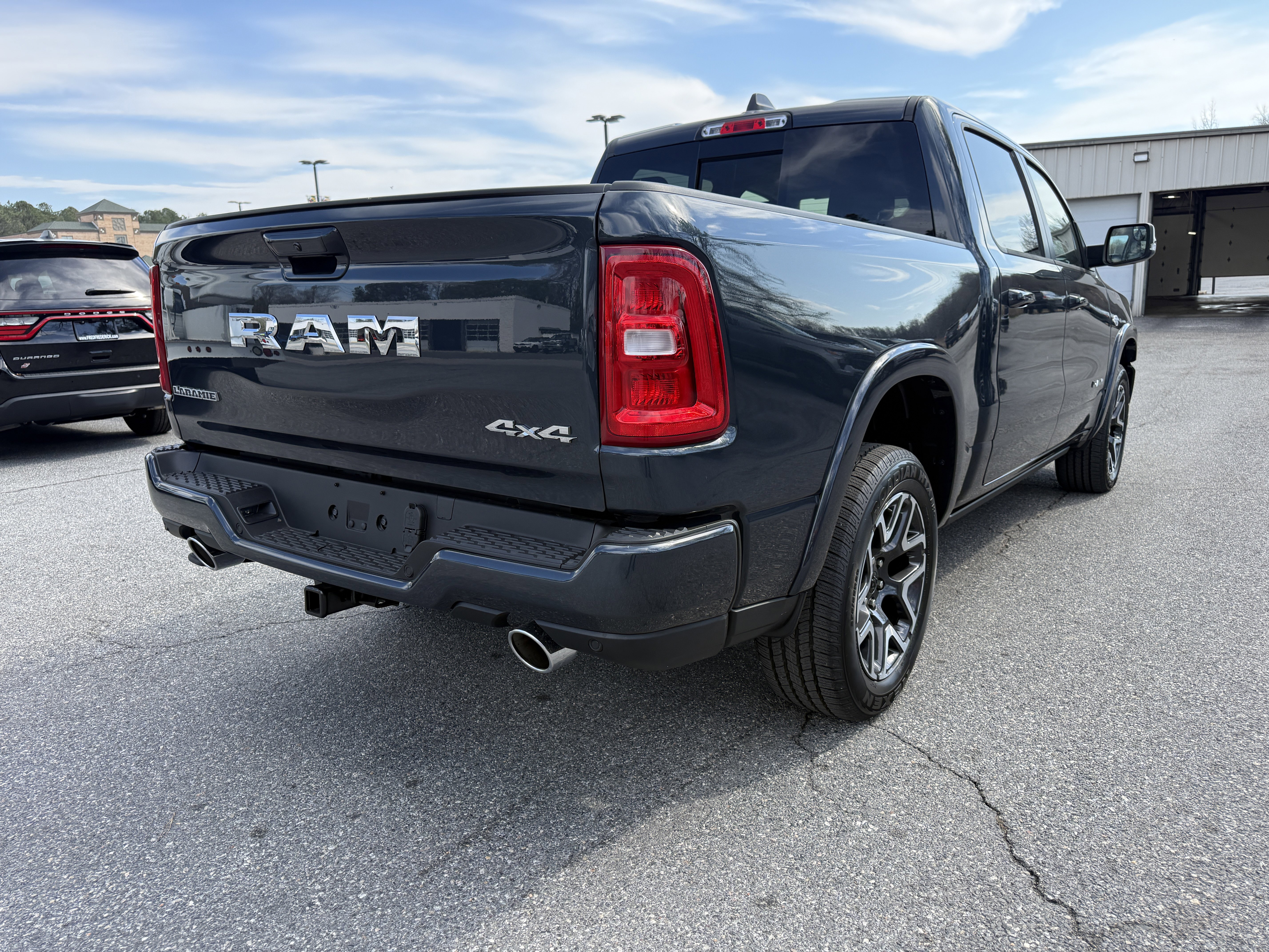 New 2026 RAM 1500 Laramie AWD/4WD image 8
