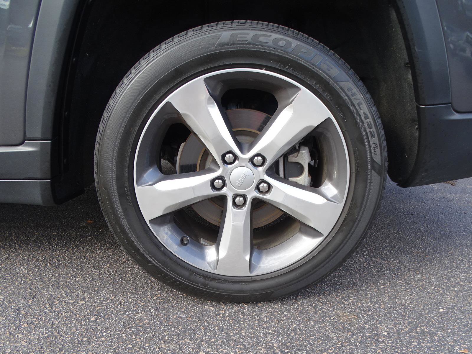 Used 2021 Jeep Grand Cherokee L Limited image 7