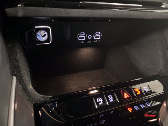 Used 2023 Jeep Wagoneer 4WD w/ Premium Group I image 67