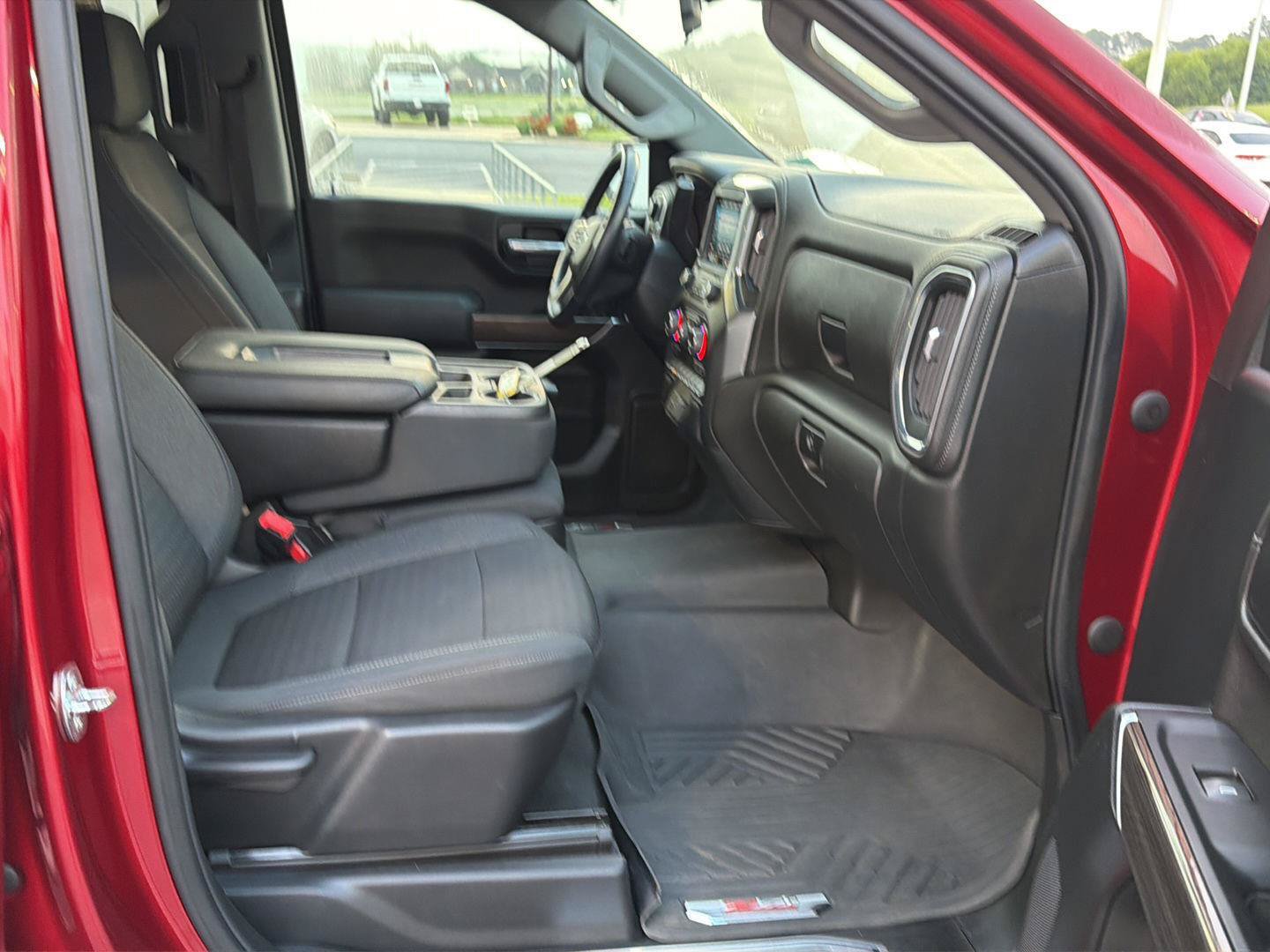Used 2022 Chevrolet Silverado 1500 RST AWD/4WD image 13