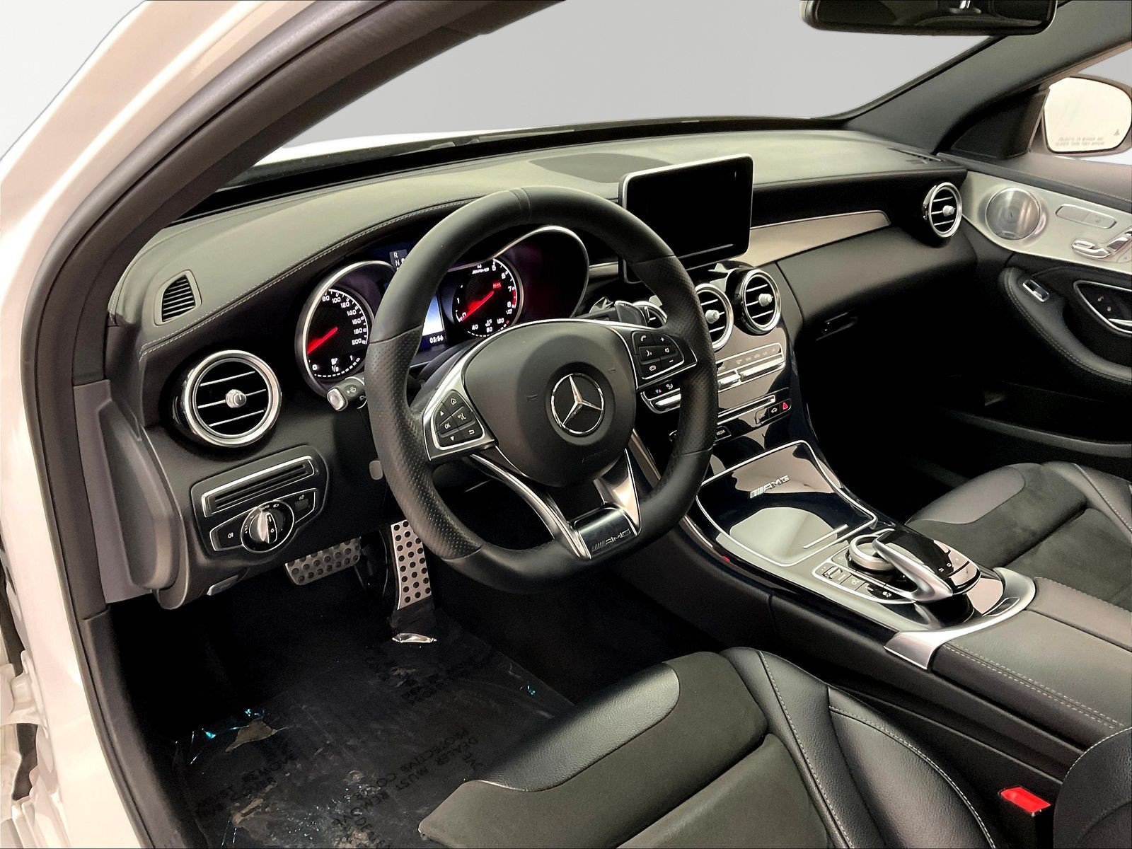 Used 2016 Mercedes-Benz C 63 AMG Sedan image 17