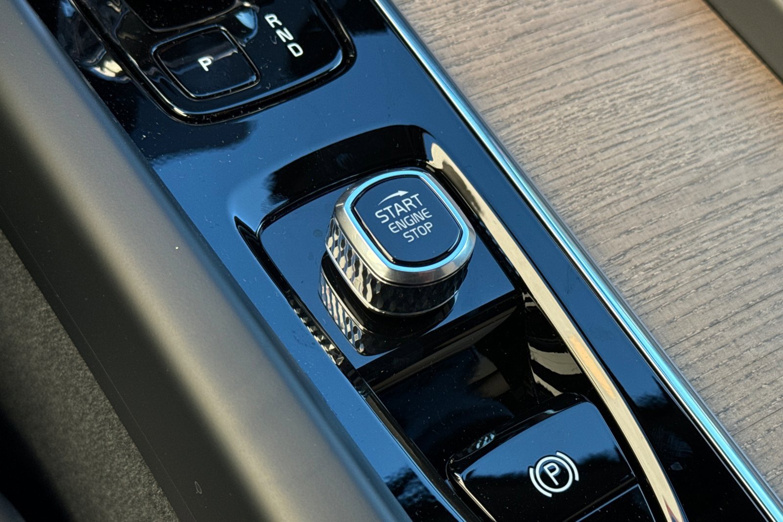 New 2026 Volvo XC60 B5 Plus w/ Climate Package image 19