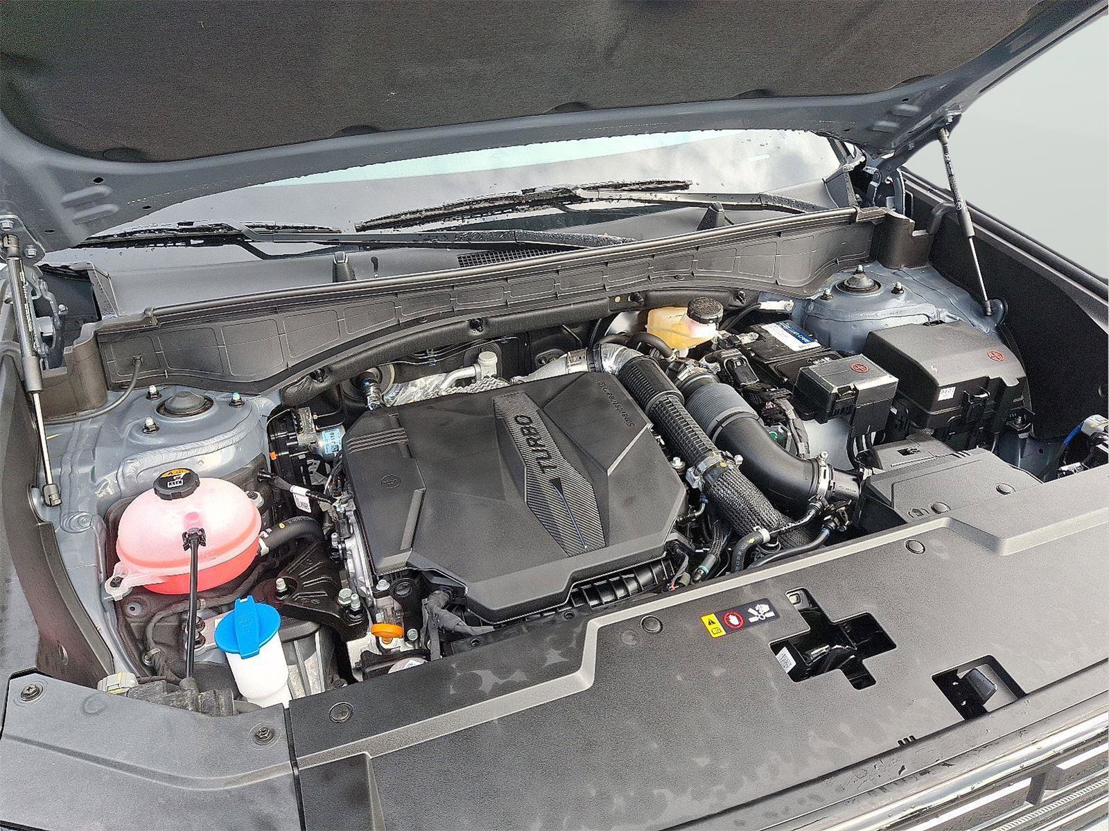 Used 2025 Hyundai Santa Fe XRT image 27