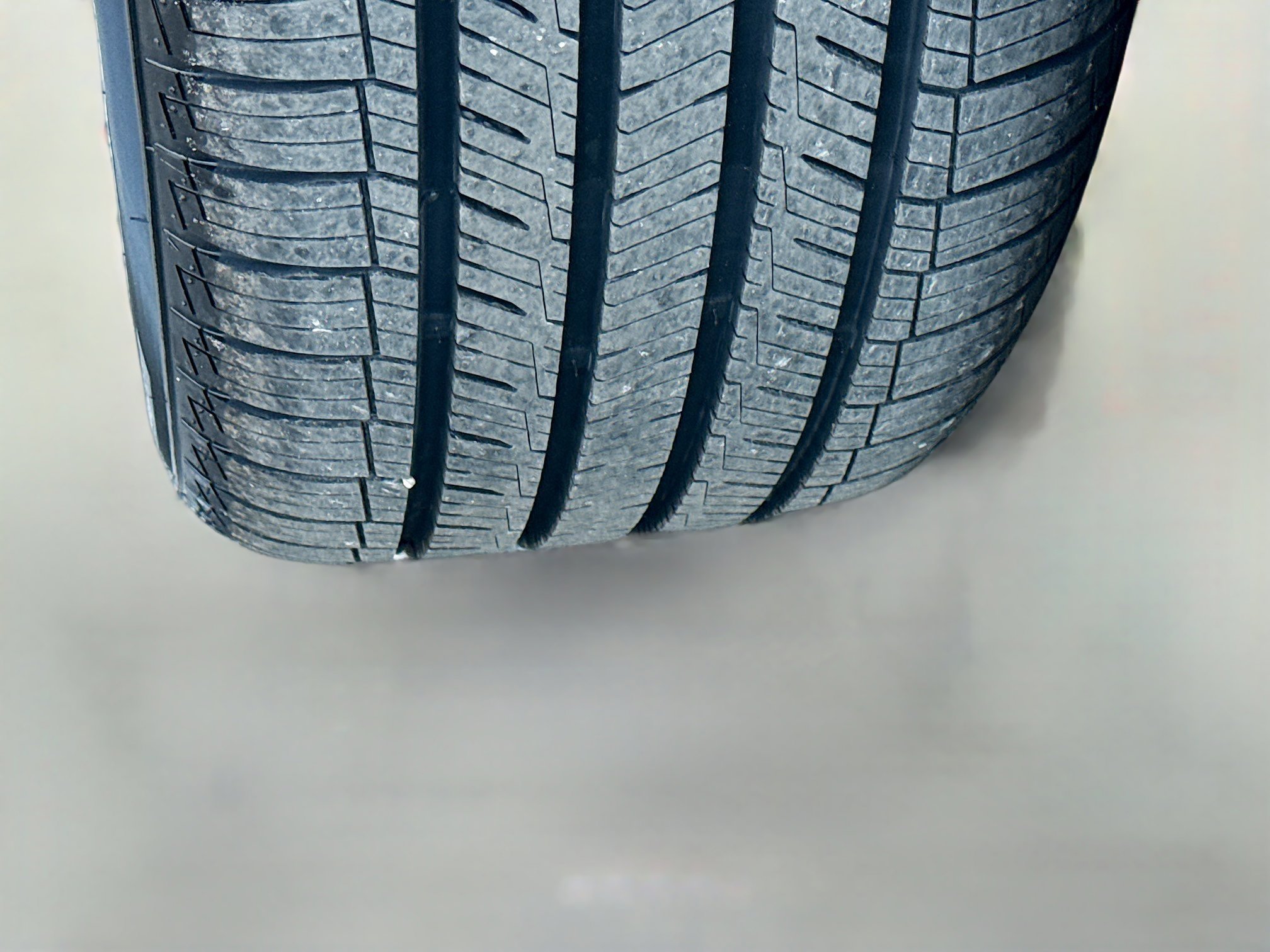 Used 2023 Jaguar F-PACE R-Dynamic S image 43