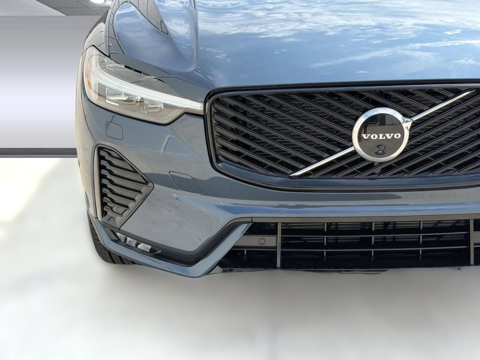 New 2026 Volvo XC60 B5 Plus w/ Climate Package AWD/4WD image 29