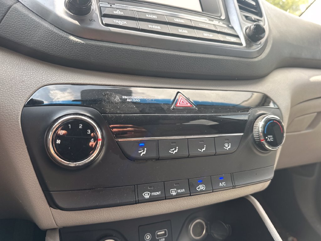 Used 2018 Hyundai Tucson SE FWD image 14