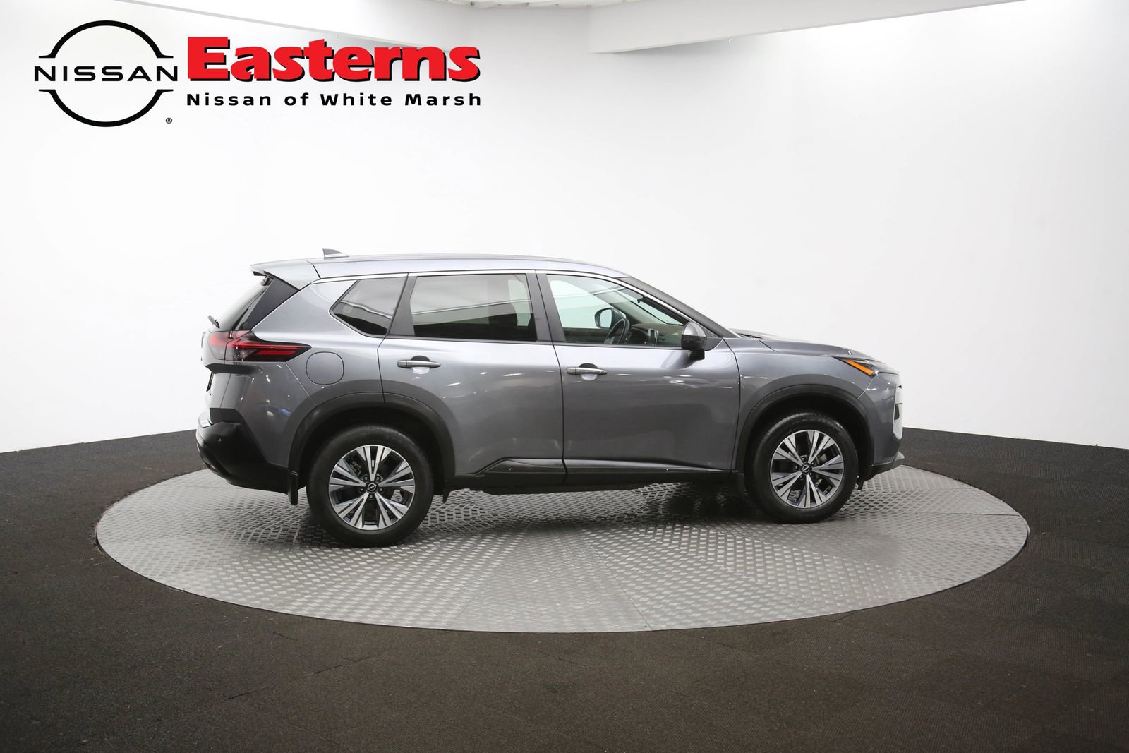 Used 2022 Nissan Rogue SV image 43