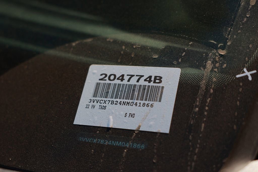 Used 2022 Volkswagen Taos S image 38