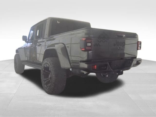 Used 2021 Jeep Gladiator Overland AWD/4WD image 7