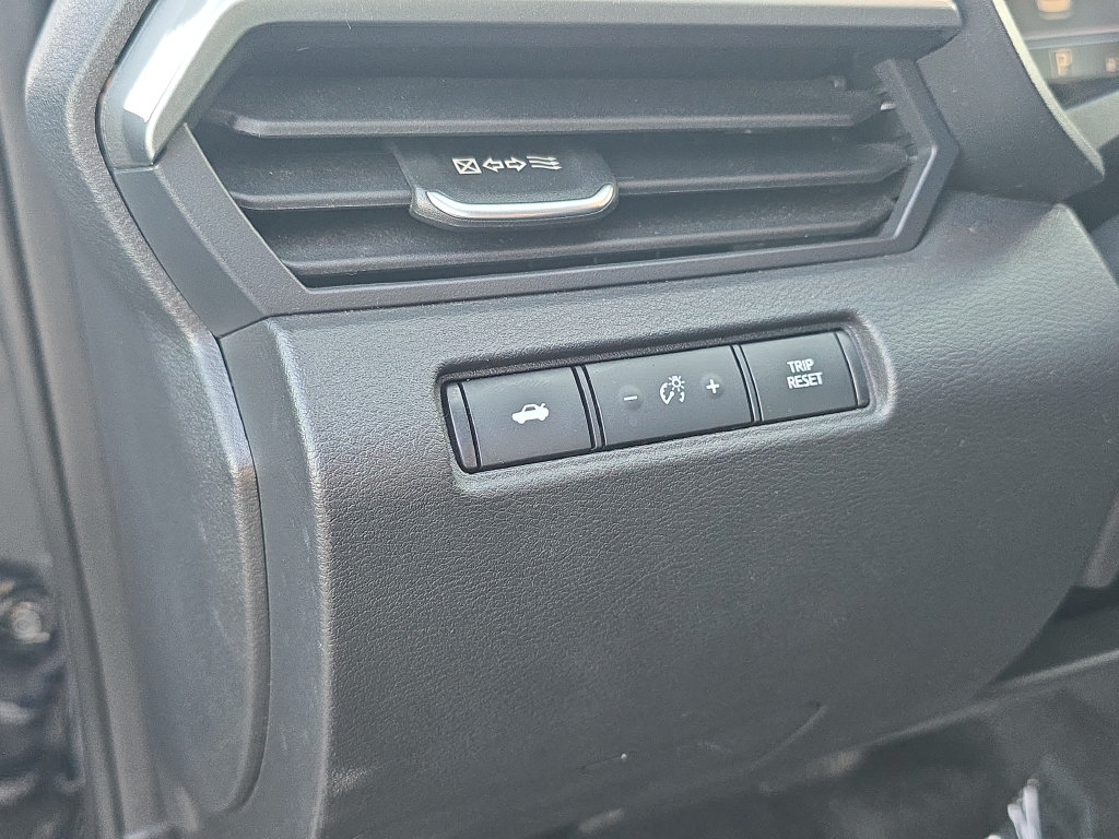 Used 2025 Nissan Altima 2.5 SR FWD image 28
