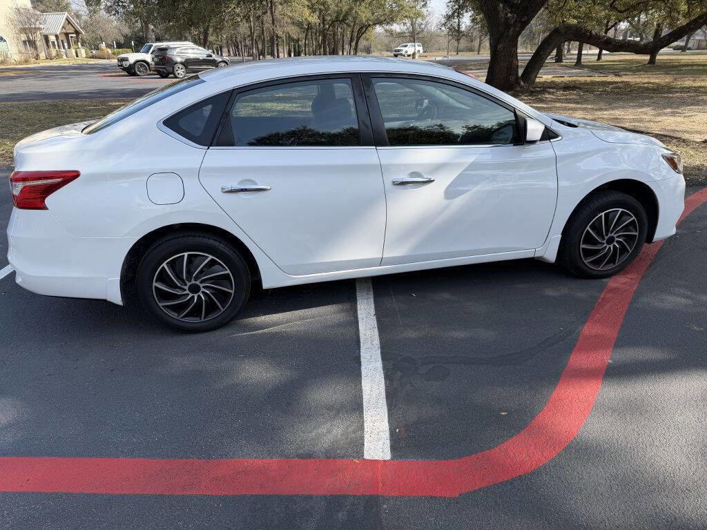 Used 2018 Nissan Sentra S image 6