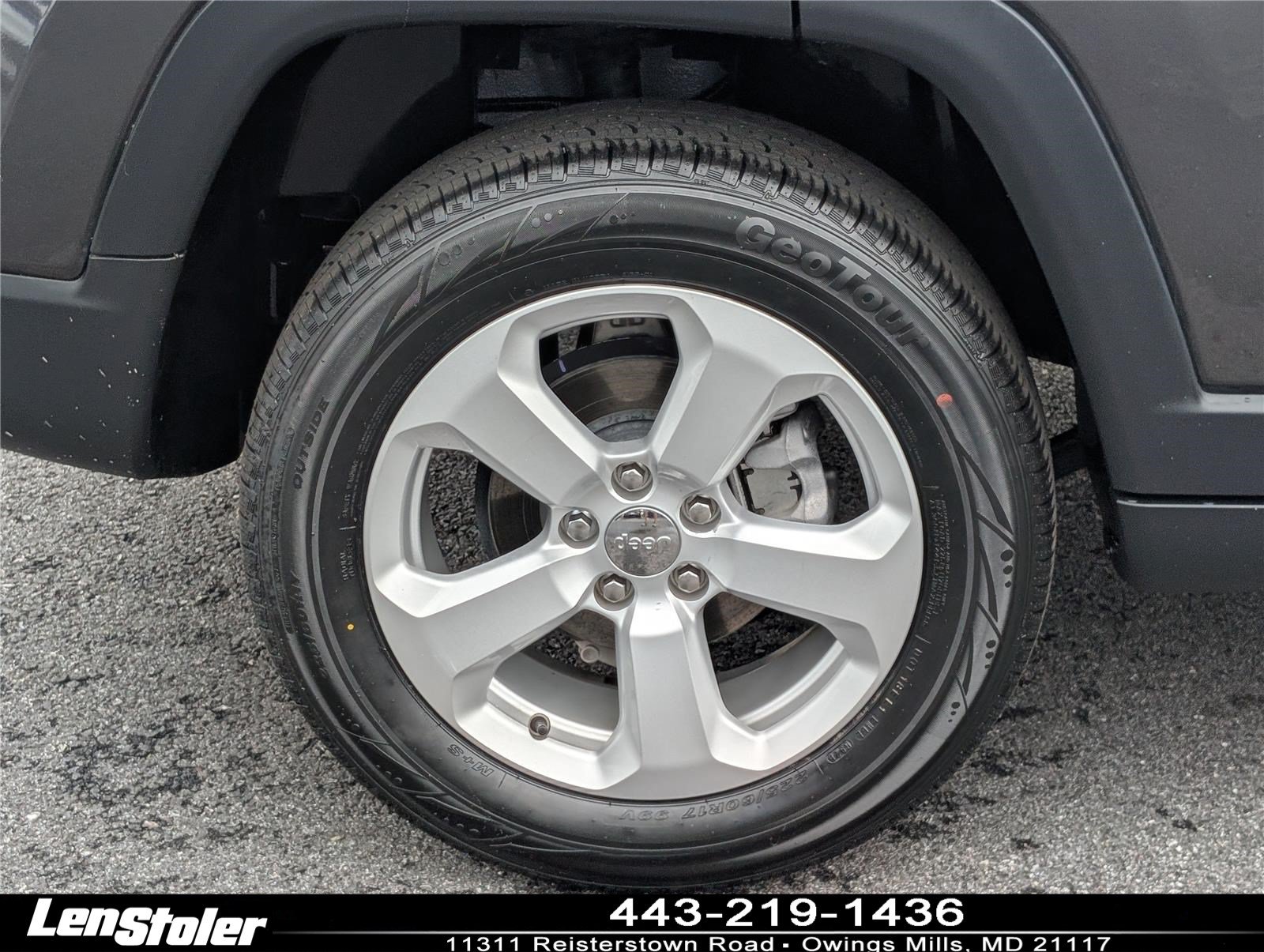 Used 2020 Jeep Compass Latitude w/ Popular Equipment Group AWD/4WD image 10