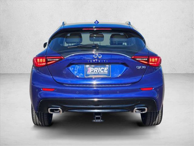 Used 2018 INFINITI QX30 Premium w/ Navigation Package image 7