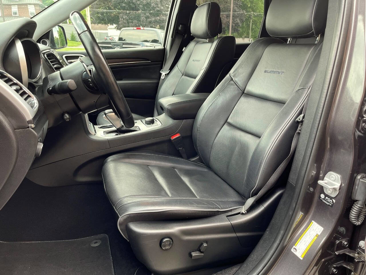 Used 2021 Jeep Grand Cherokee Summit w/ Platinum Series Group AWD/4WD image 8