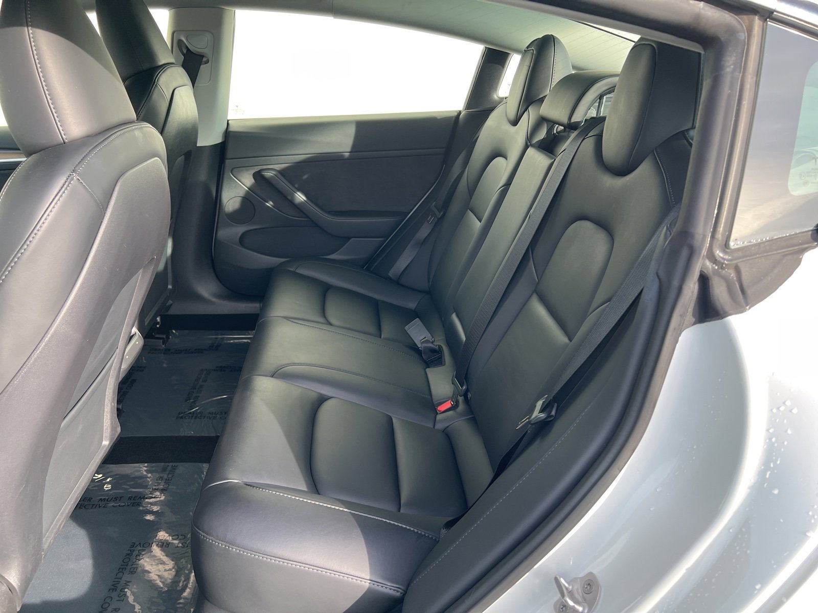 Used 2023 Tesla Model 3 Standard Range image 18