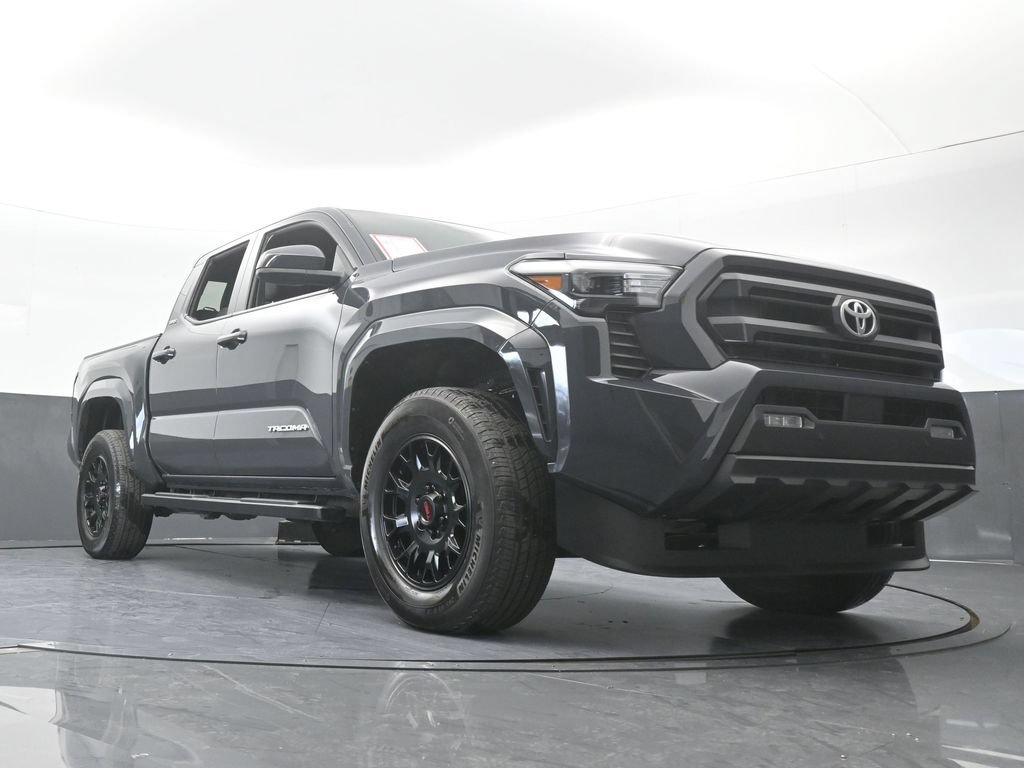 Used 2024 Toyota Tacoma SR5 w/ SR5 Upgrade Package RWD image 65