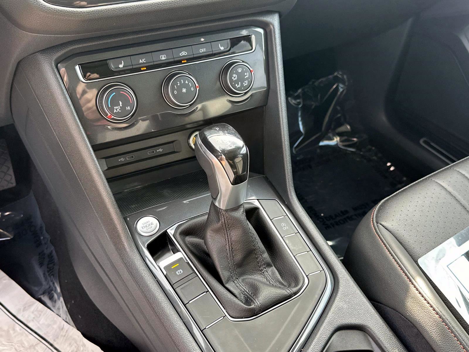 Used 2024 Volkswagen Tiguan Wolfsburg Edition image 24
