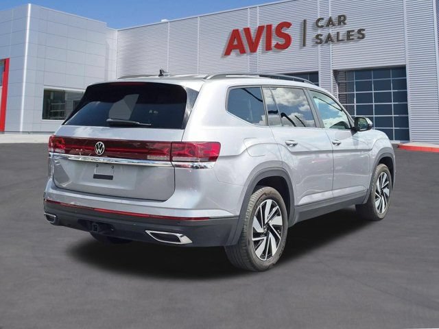 Used 2025 Volkswagen Atlas SE FWD image 6