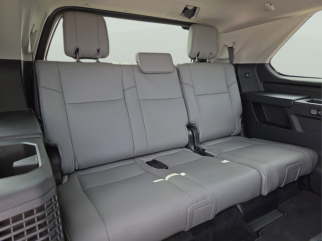 Used 2024 Toyota Sequoia SR5 w/ SR5 Premium Package AWD/4WD image 11