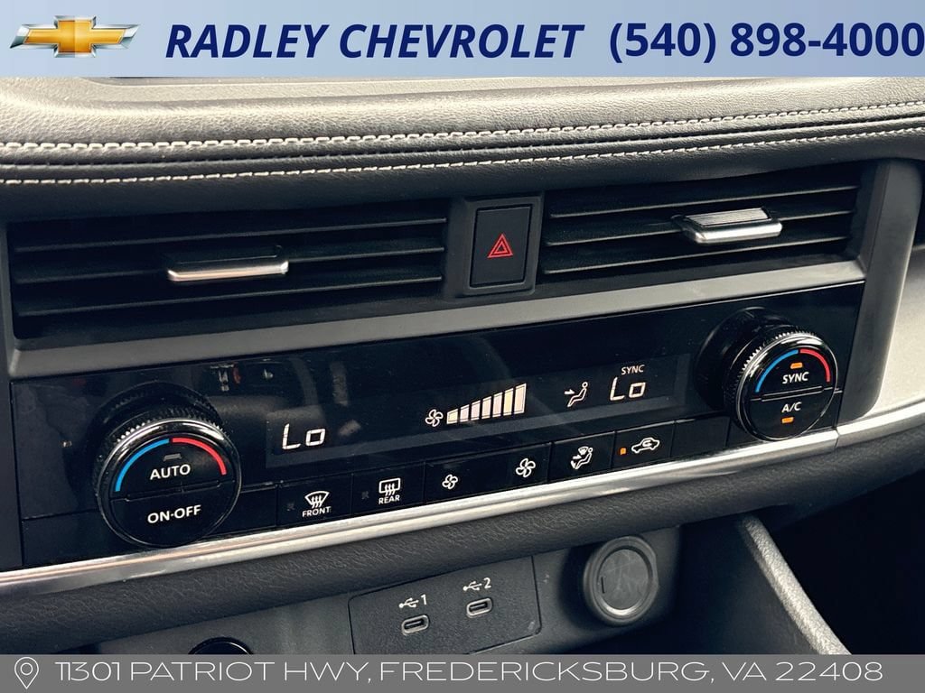 Used 2024 Nissan Rogue SV AWD/4WD image 20