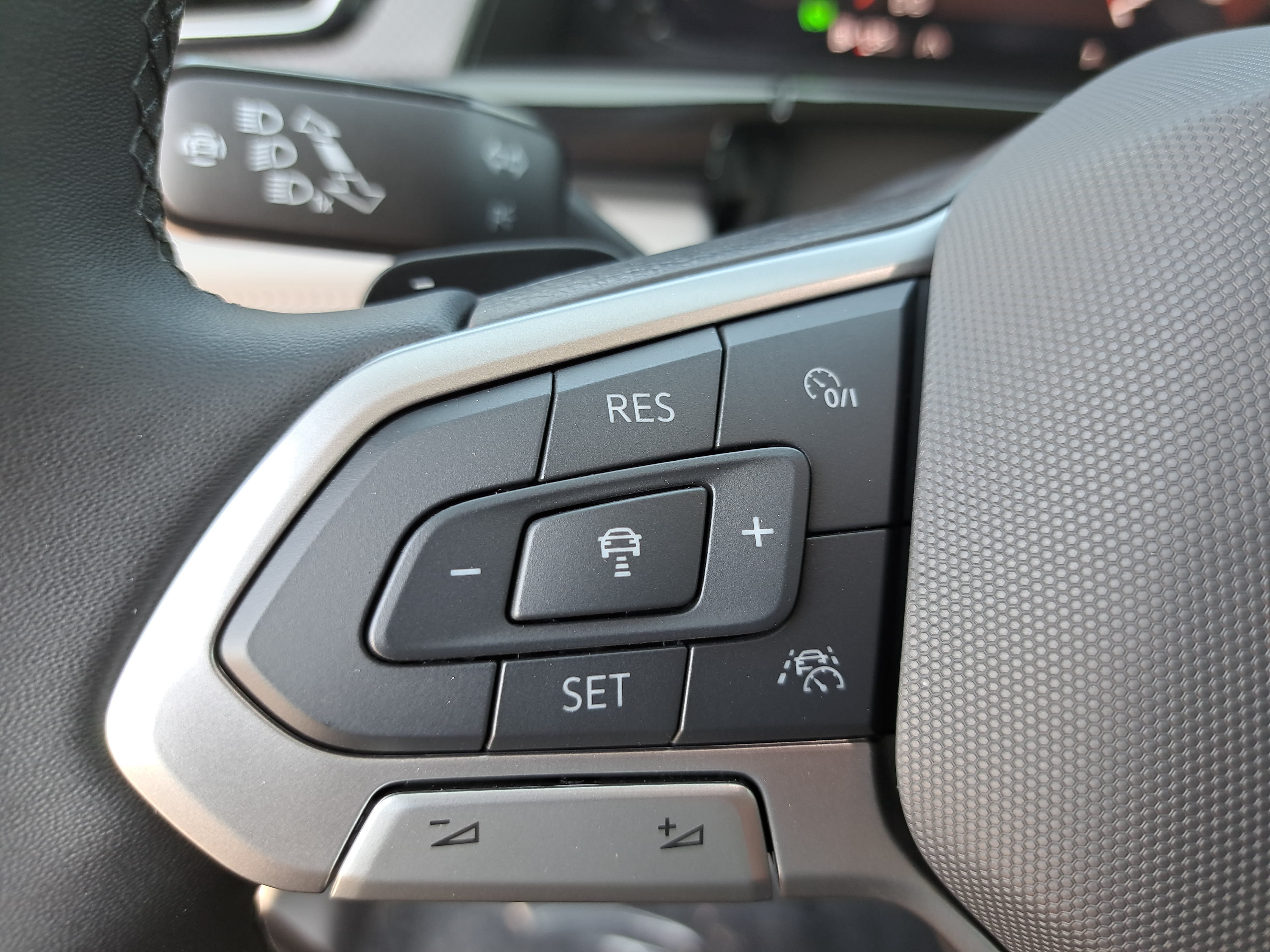 New 2026 Volkswagen Atlas Peak Edition AWD/4WD image 18
