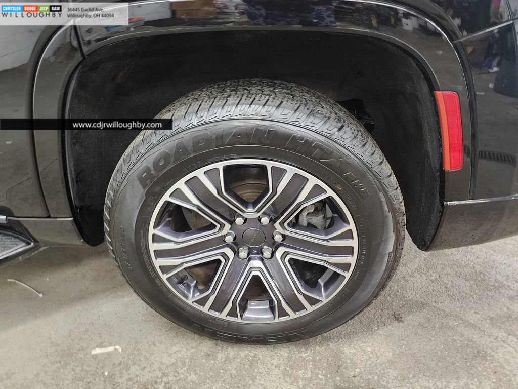 Used 2024 Jeep Wagoneer Series II AWD/4WD image 38