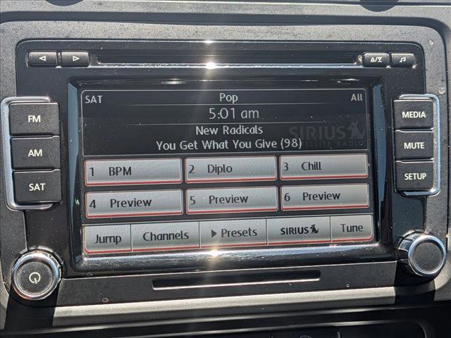 Used 2010 Volkswagen GTI 4-Door FWD image 18