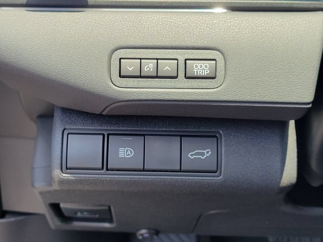 New 2026 Toyota C-HR AWD/4WD image 15