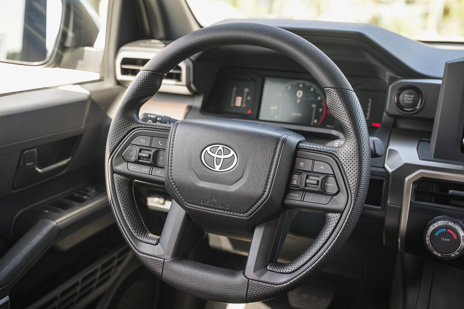 New 2025 Toyota Tacoma SR5 image 18