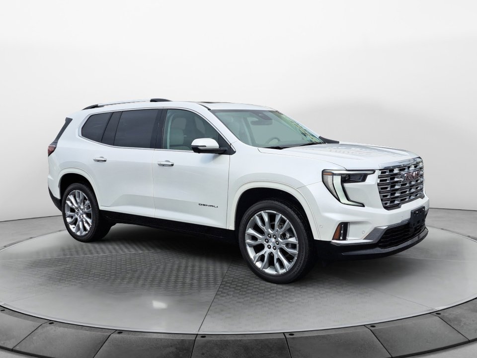 Used 2024 GMC Acadia Denali w/ Super Cruise Package FWD video 1
