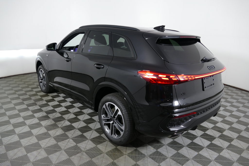 New 2026 Audi Q5 2.0T AWD/4WD image 5