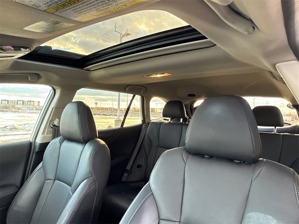 Used 2022 Subaru Outback Limited image 21