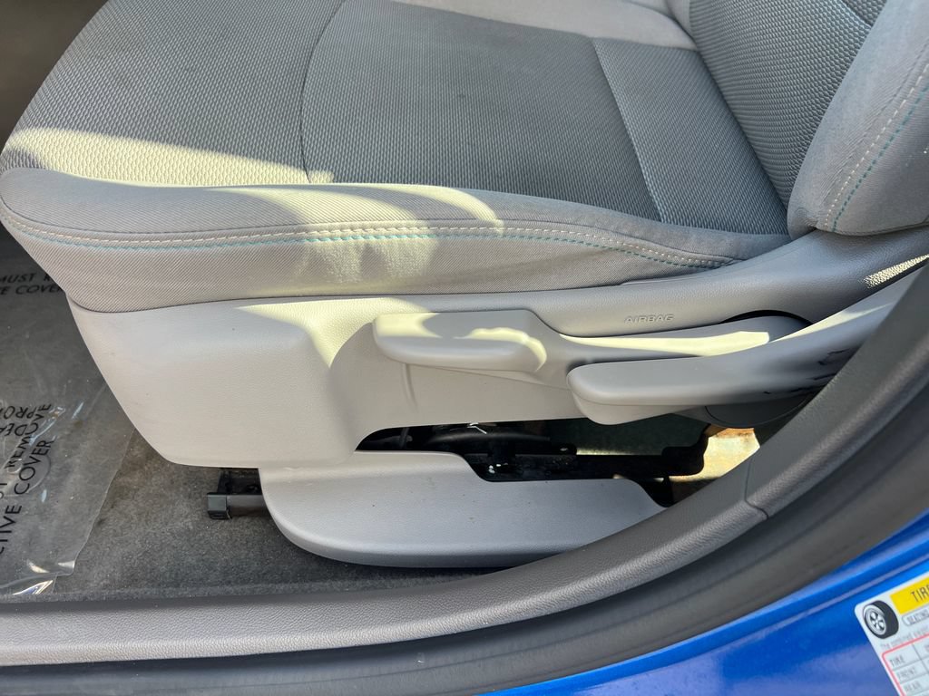 Used 2017 Chevrolet Cruze LT w/ RS Package FWD image 10