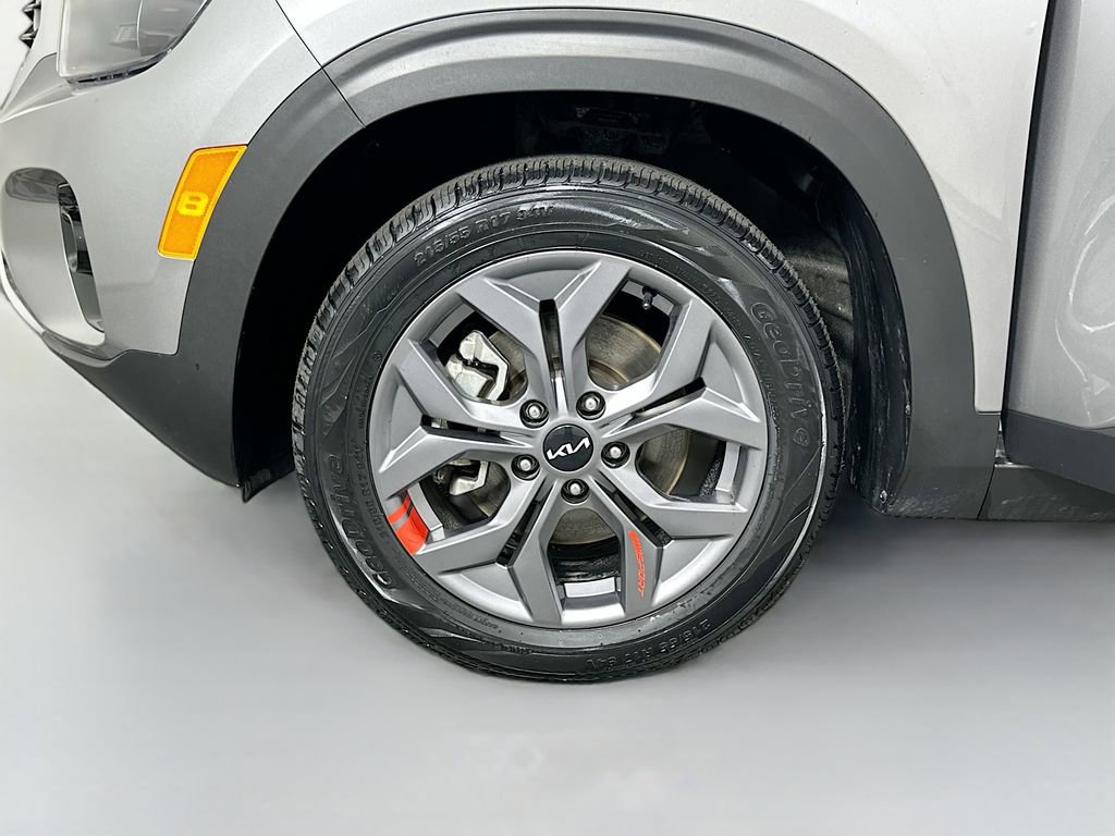 Used 2024 Kia Seltos S AWD/4WD image 31
