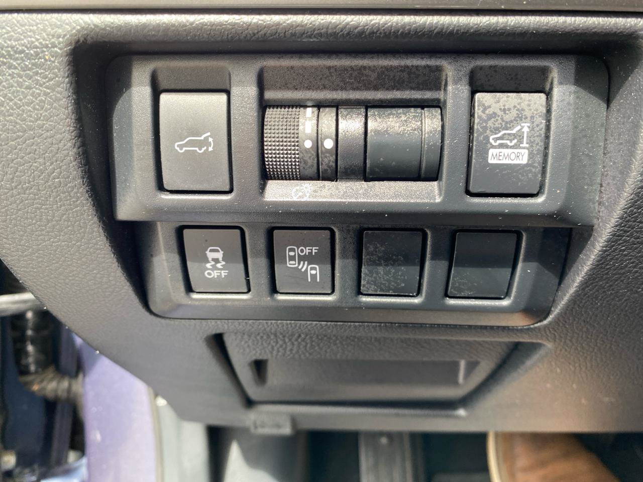Used 2018 Subaru Outback 2.5i Limited AWD/4WD image 17