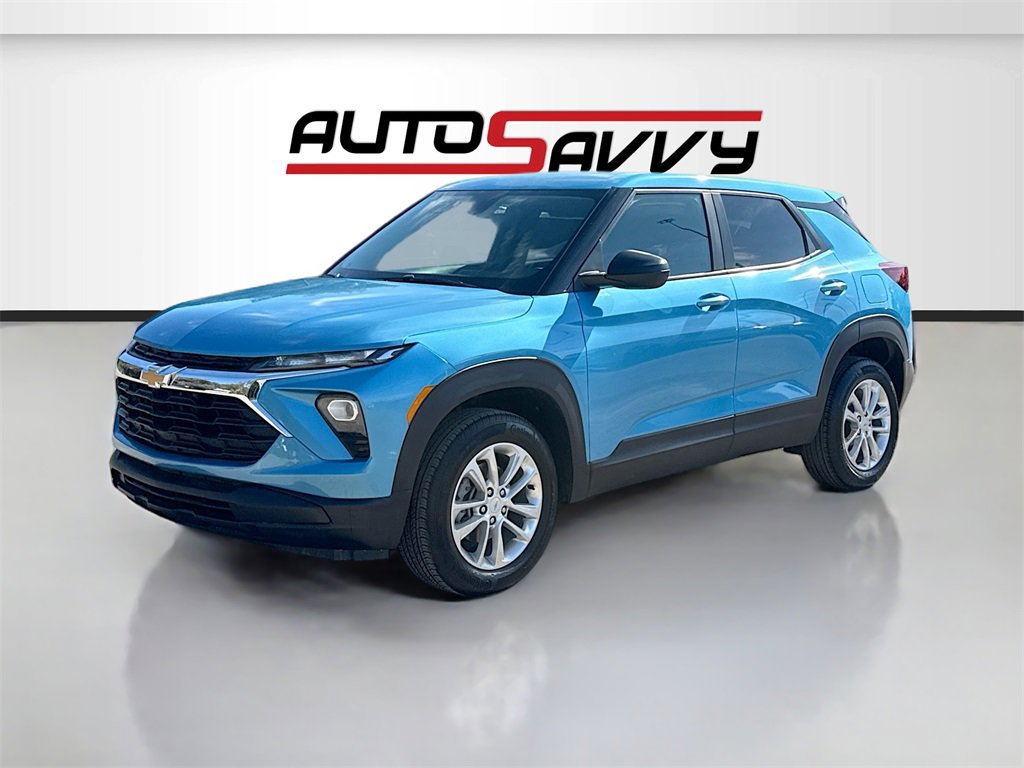 Used 2025 Chevrolet TrailBlazer LS w/ LS Convenience Package image 3