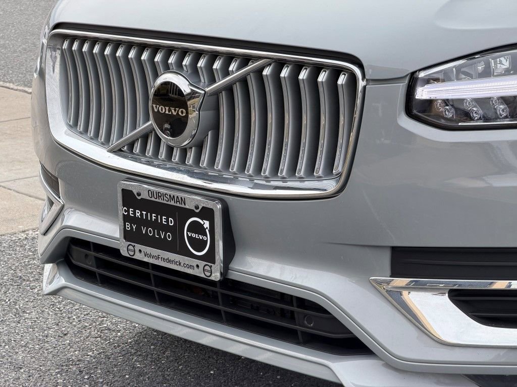 Certified 2025 Volvo XC90 B6 Plus image 6