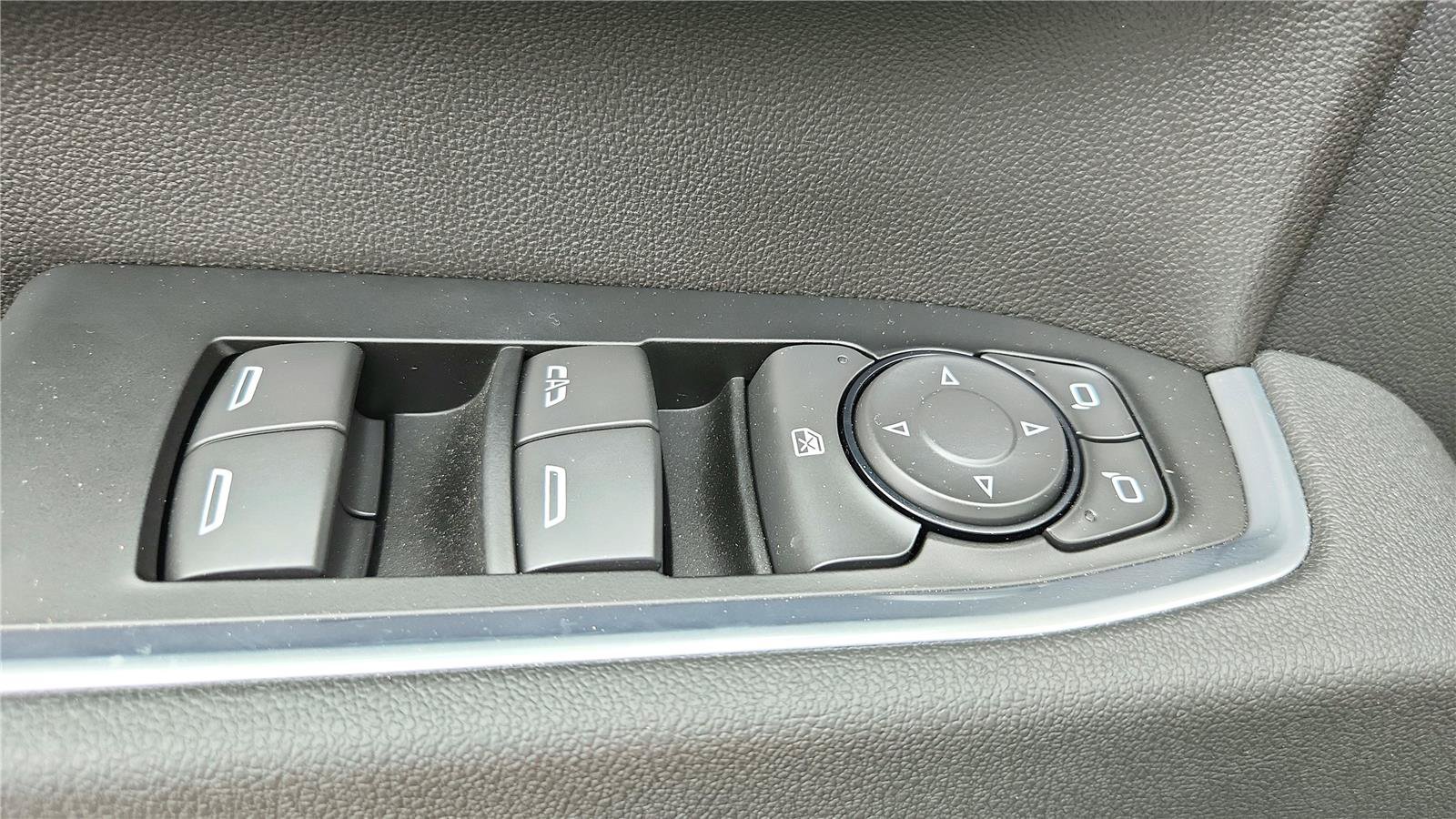 New 2026 GMC Sierra 2500 SLE AWD/4WD image 12