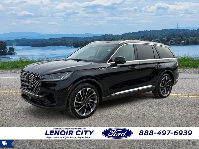 Used 2025 Lincoln Aviator Reserve w/ Equipment Group 201A image 7