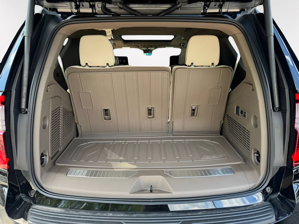 New 2026 GMC Yukon Denali w/ Denali Reserve Package AWD/4WD image 6