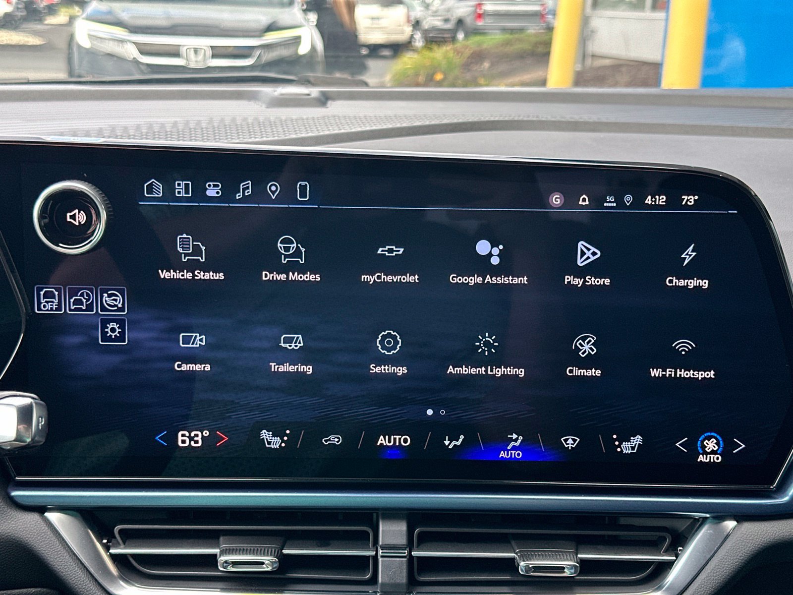 New 2026 Chevrolet Equinox EV LT FWD image 18