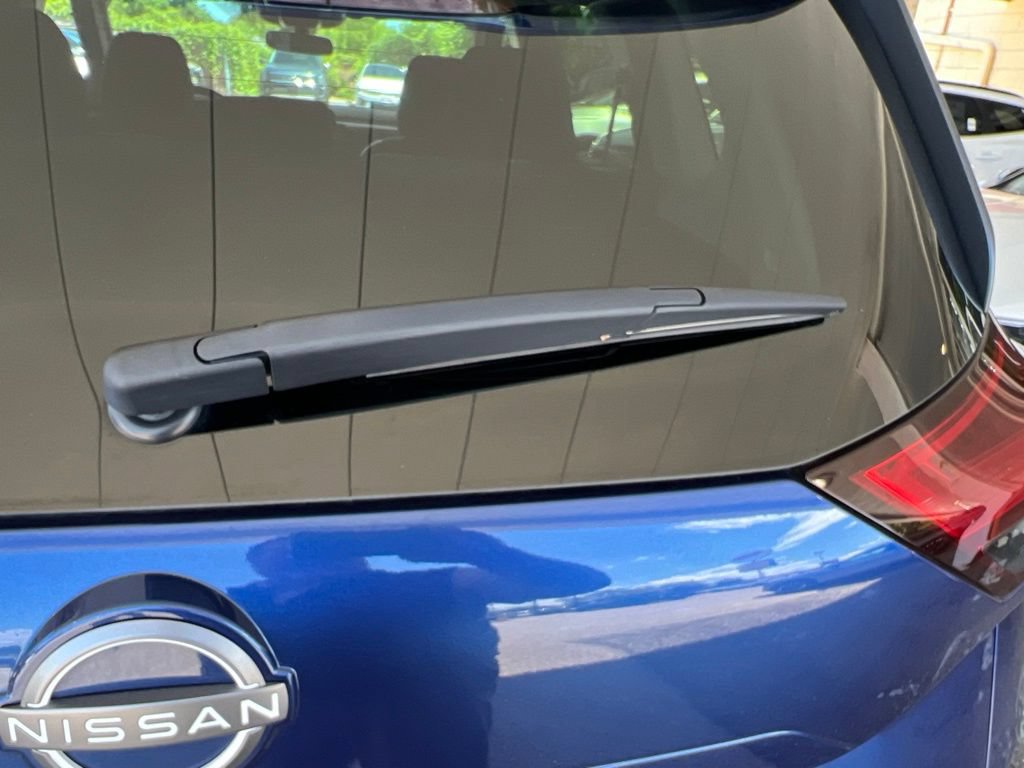 Certified 2023 Nissan Rogue SV AWD/4WD image 32