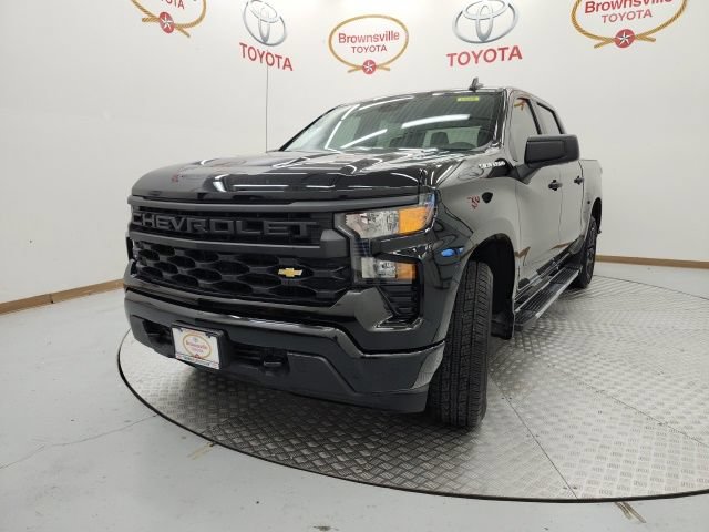 Used 2026 Chevrolet Silverado 1500 Custom RWD image 2