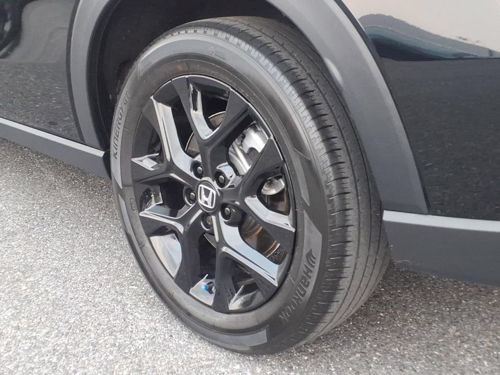 Used 2025 Honda HR-V Sport image 11