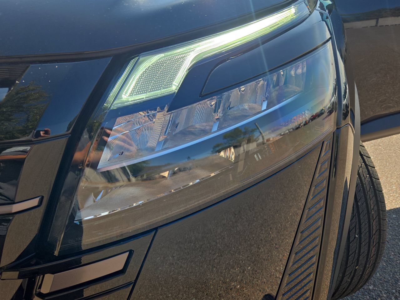 New 2026 Nissan Pathfinder SL FWD image 30