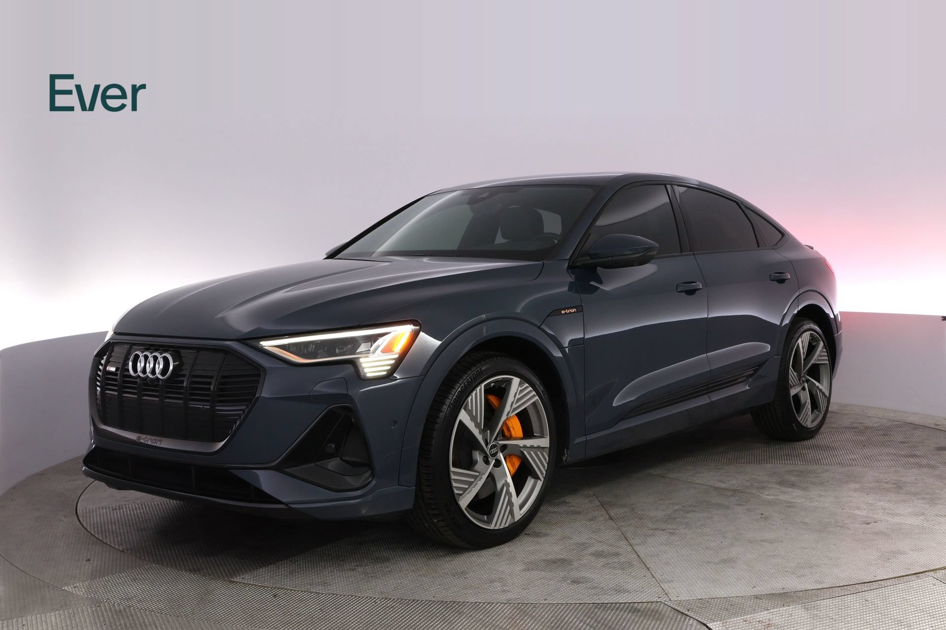 Used 2022 Audi e-tron Prestige AWD/4WD image 2