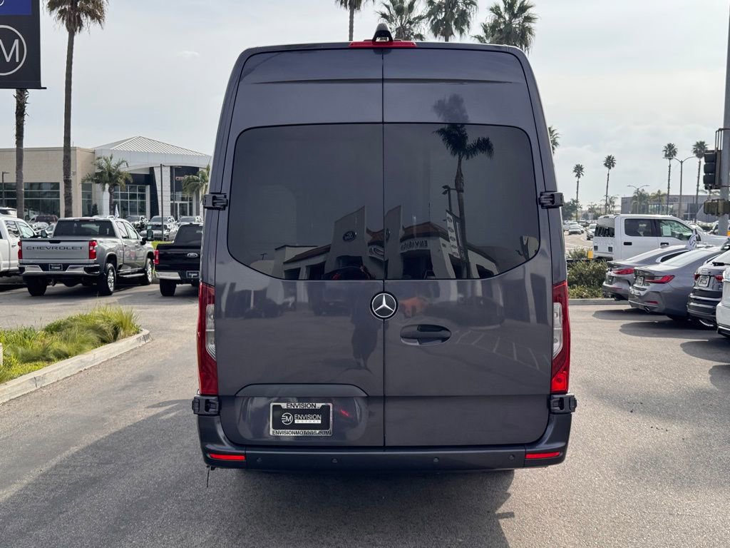 Used 2020 Mercedes-Benz Sprinter 4500 image 11