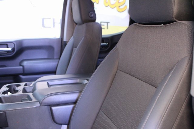 Used 2020 Chevrolet Silverado 1500 Custom image 16