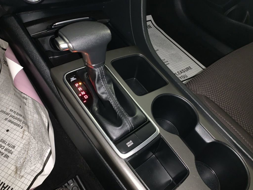 Used 2020 Kia Optima LX image 15