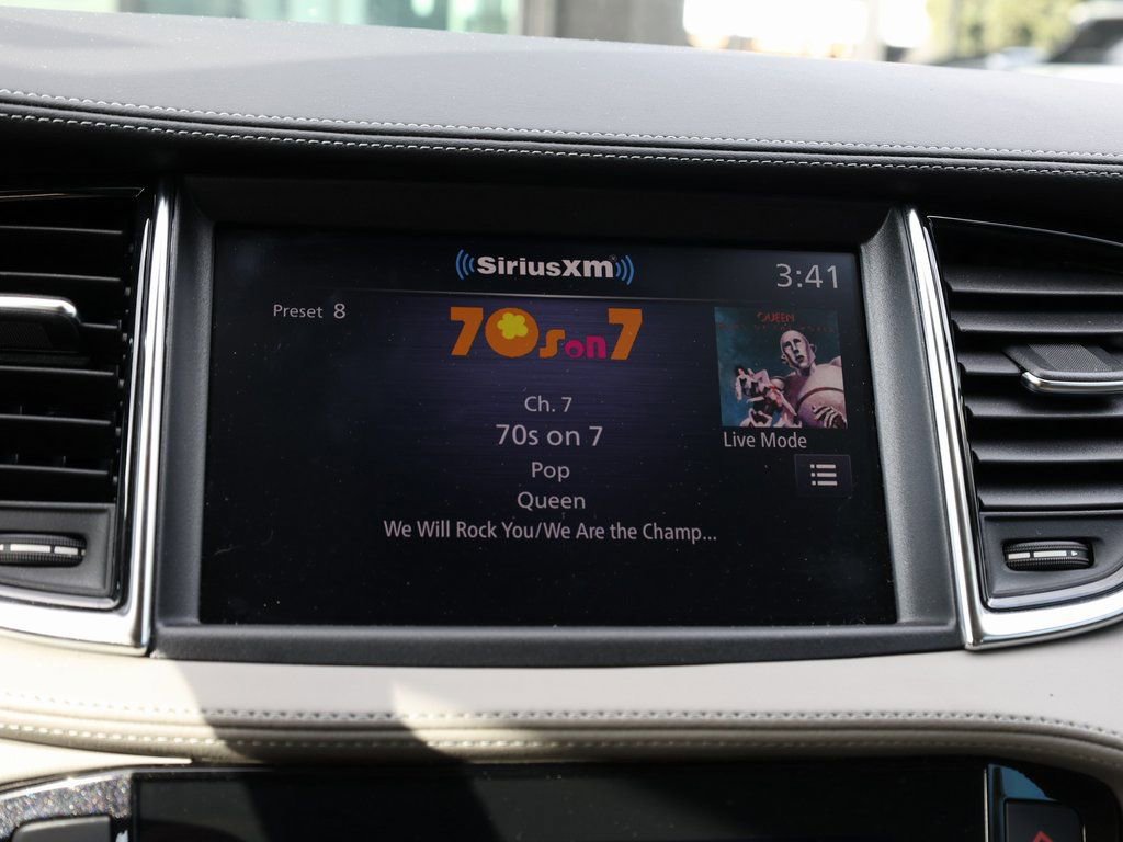 Certified 2025 INFINITI QX50 Luxe image 33